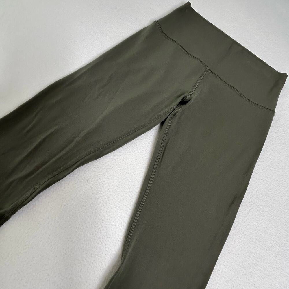 Lululemon Women's Size 6 Align Crop 21" Grey Sage
